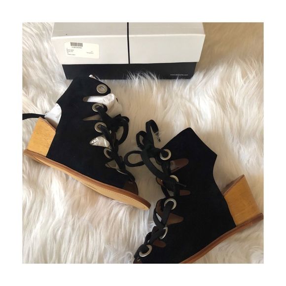 Dolce Vita wooden block wedge heel - Picture 3 of 5